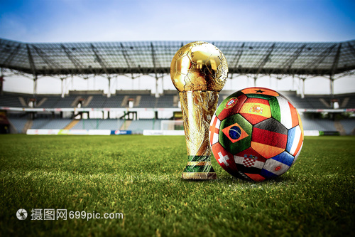 “童话小马一家”穿上彩色服饰 全面完工等你来打卡哈尔滨（童话小马一家换上彩色新装，现已全面竣工，哈尔滨等你来打卡）