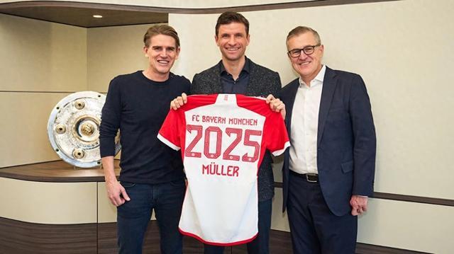 全市场：尤文与那不勒斯对格雷茨卡有意，正关注其续约情况（全市场：尤文与那不勒斯有意格雷茨卡，正密切关注其续约进展）