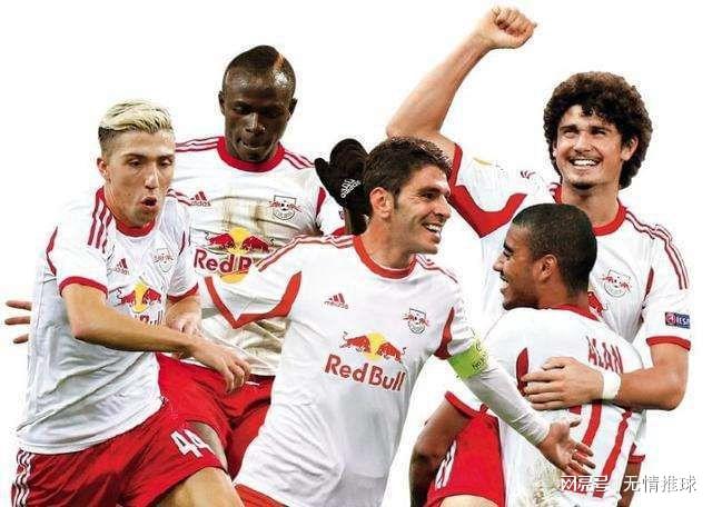 法比安：希望能在贝蒂斯退役；希望佩莱格里尼留下（法比安：愿在贝蒂斯终老，盼佩莱格里尼留任）