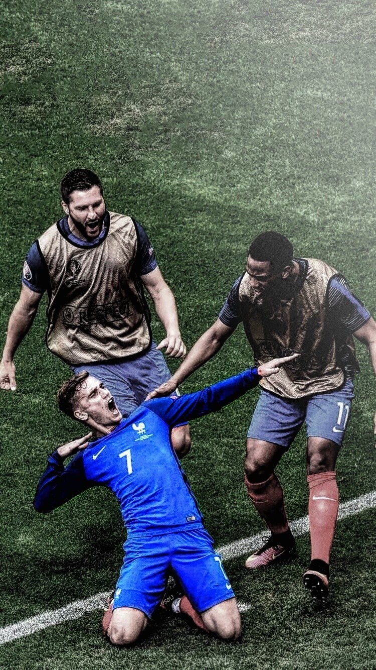 梅西一脚射门点燃全场（梅西一记劲射引爆全场）