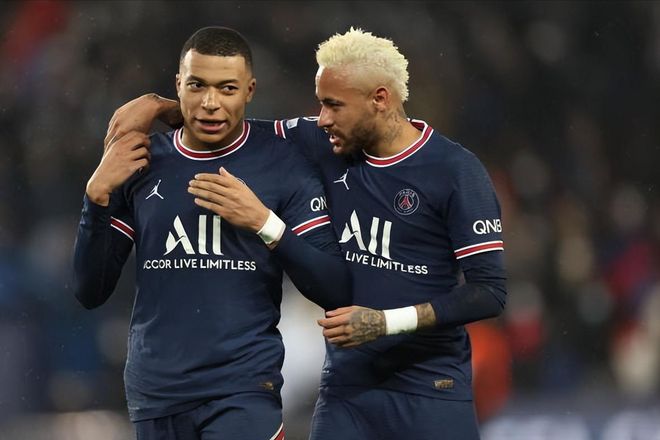 罗马诺：博伊将在冬窗离队，水晶宫等俱乐部对其有意（罗马诺：博伊或于冬季转会期离队，水晶宫等队有意引进）