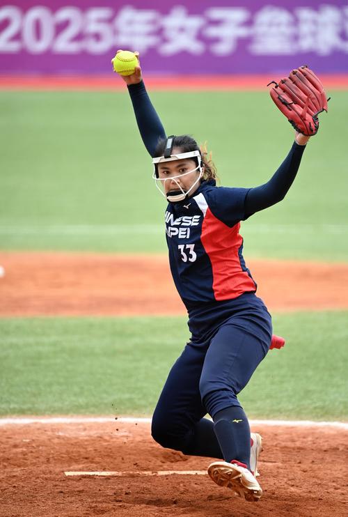 莫雷托：罗马想签下齐尔克泽，阿雷瓦洛和马拉是他的备选（莫雷托：罗马有意引进齐尔克泽，阿雷瓦洛与马拉列入备选方案）