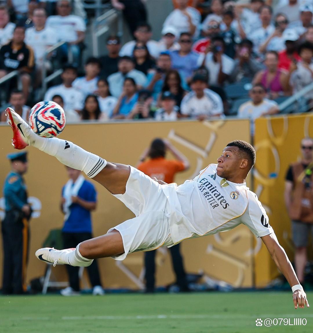 阿斯：孔德和巴尔德本赛季大幅下滑，但教练组仍对他们有期待（阿斯：孔德与巴尔德本季状态走低，教练组依然寄予厚望）