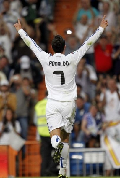 太丝滑了！ 这个进球可以吹一辈子！（流畅爆表！这记进球足以吹到老！）