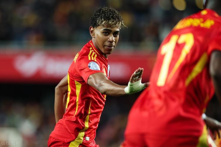 巴媒：内马尔的身体各项数据指标远低于顶级球员标准（巴媒称内马尔多项身体指标逊于顶尖球员标准）